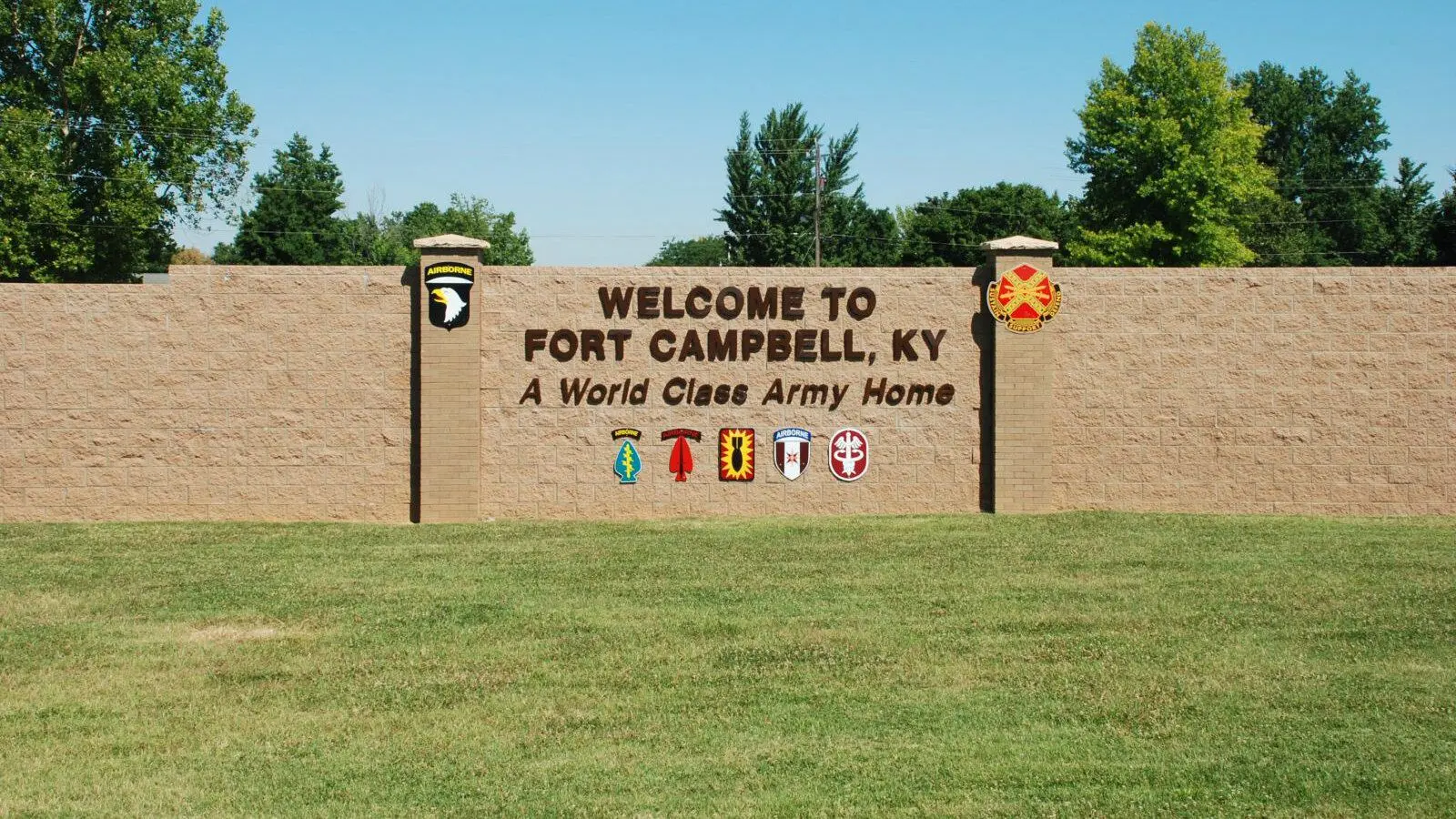 ft campbell gate 4